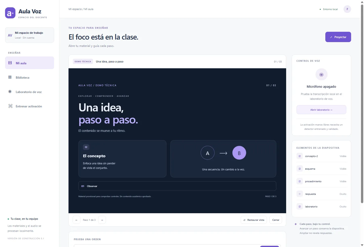 Espacio del docente en Aula Voz con una diapositiva y el panel de control de voz